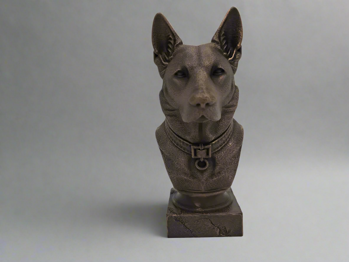 Bust-GermanShephard-Front-Fillywinkel