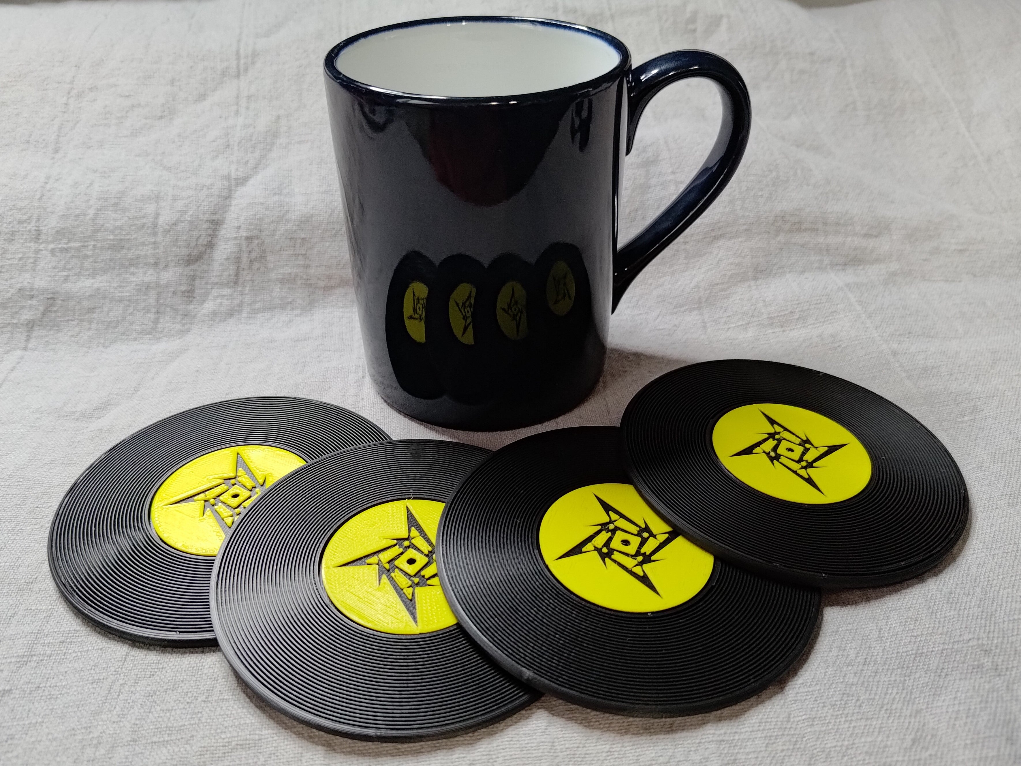 Record Coaster inspired by Metallica - Fillywinkel
