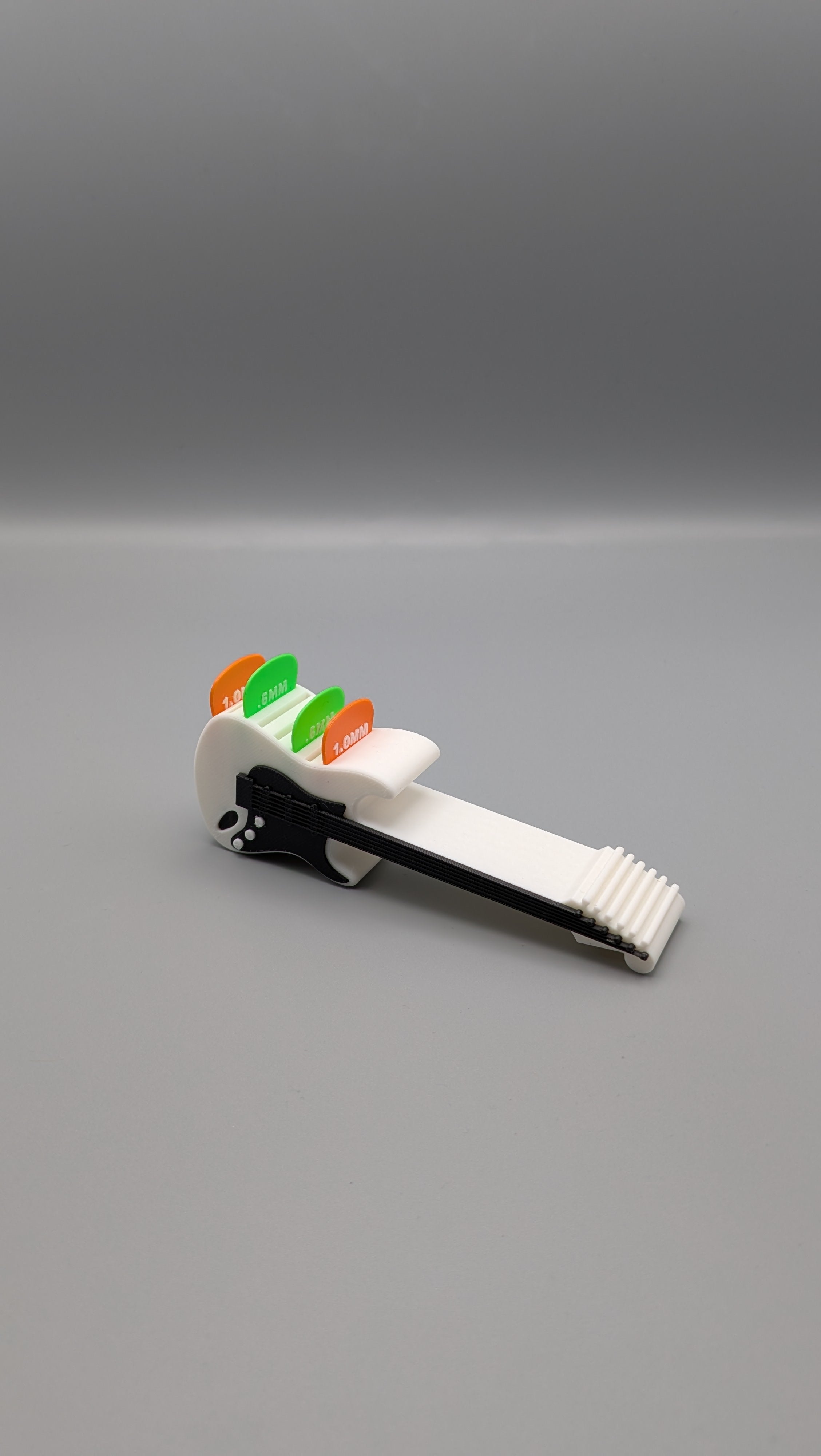 Guitar Pick holder "Strat" - Fillywinkel