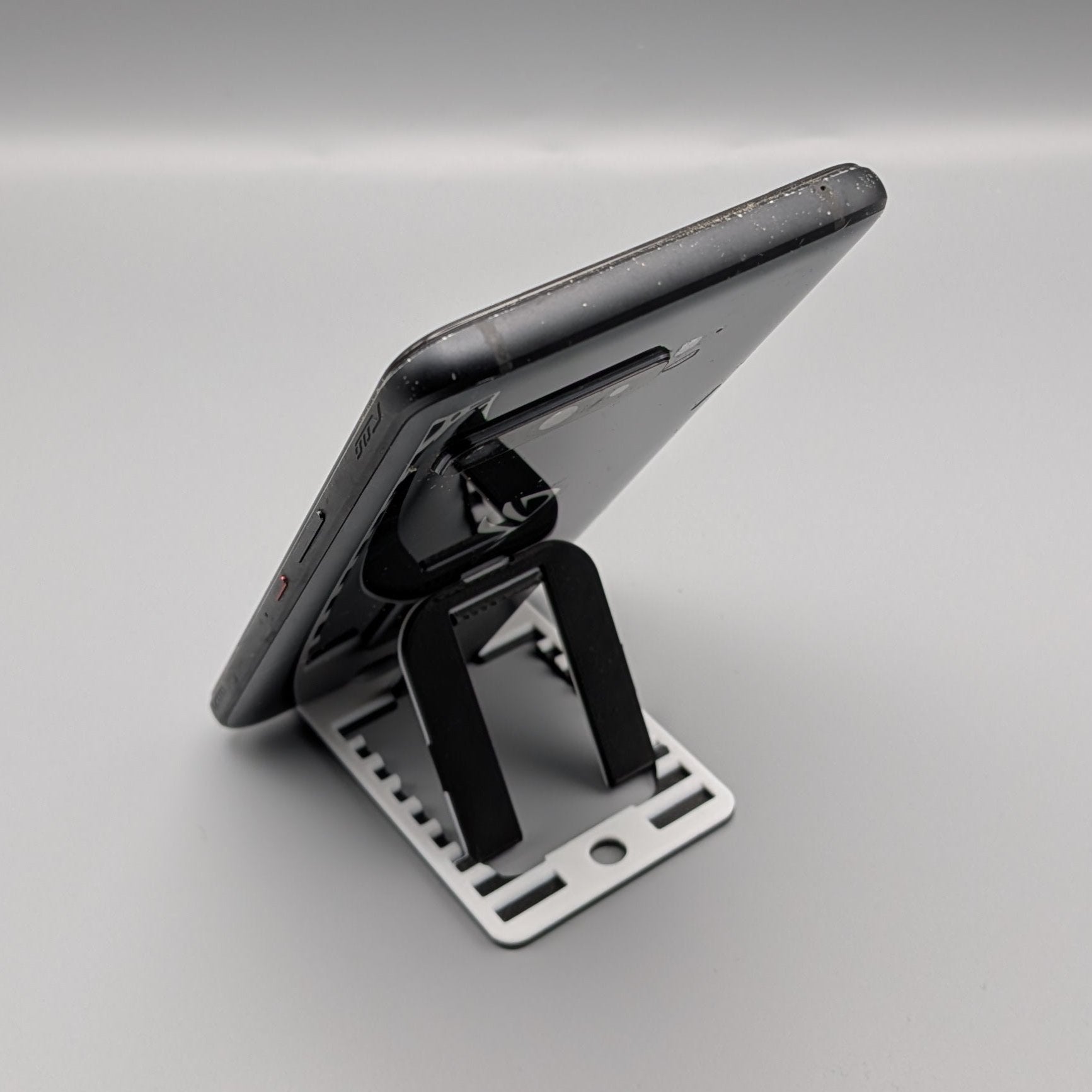 Credit Card Size Phone Holder - Fillywinkel