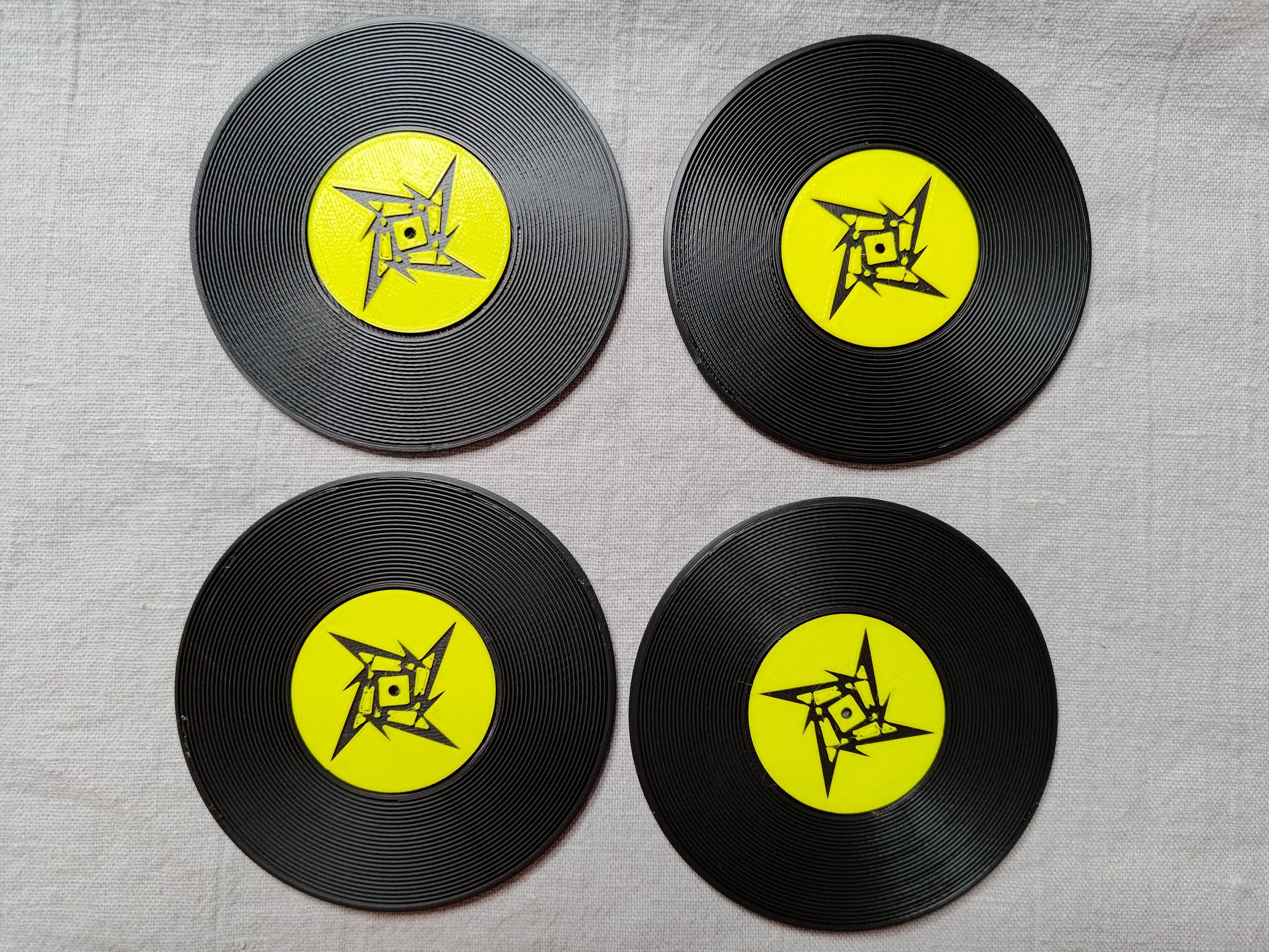 Record Coaster inspired by Metallica - Fillywinkel