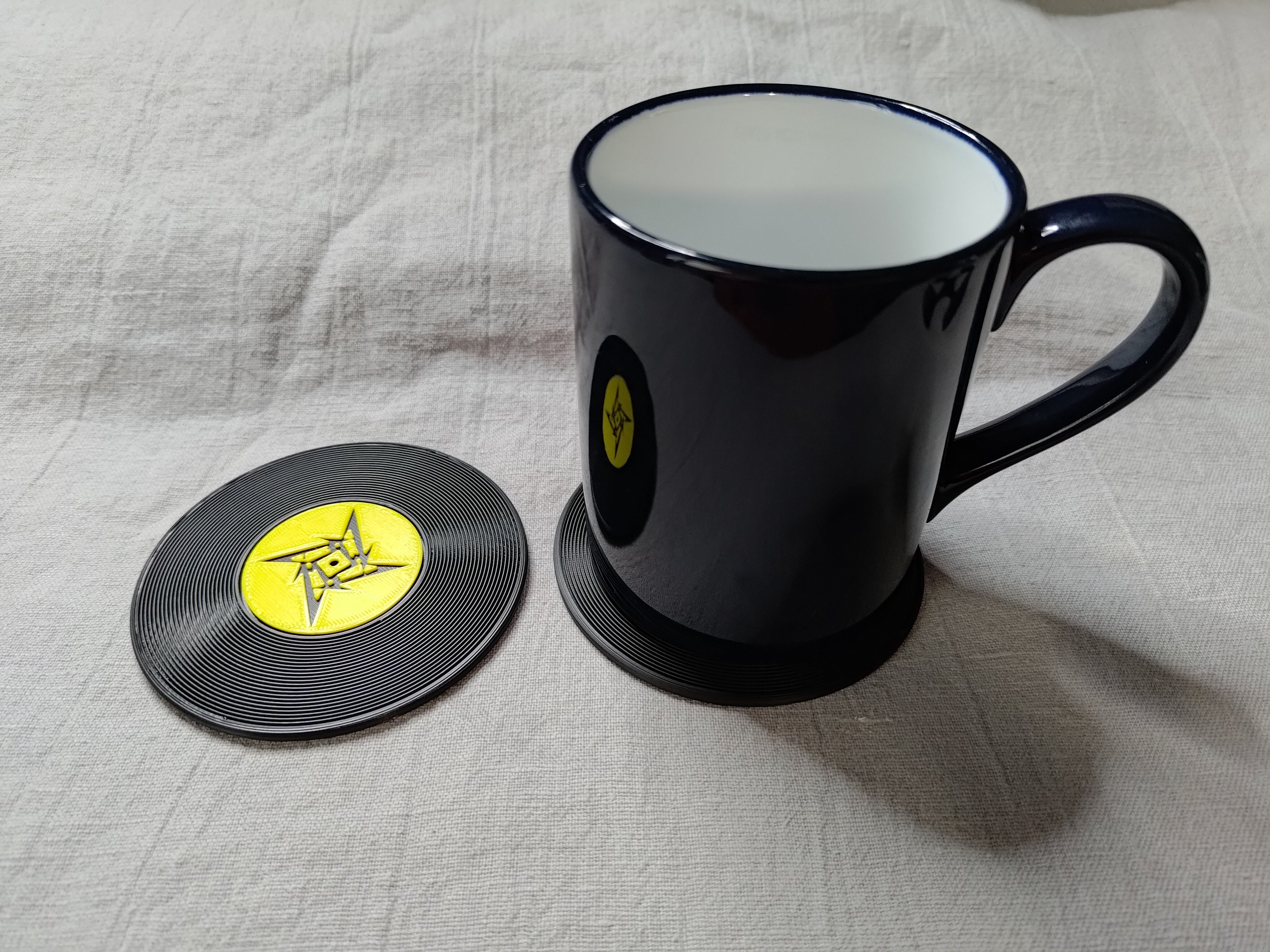 Record Coaster inspired by Metallica - Fillywinkel