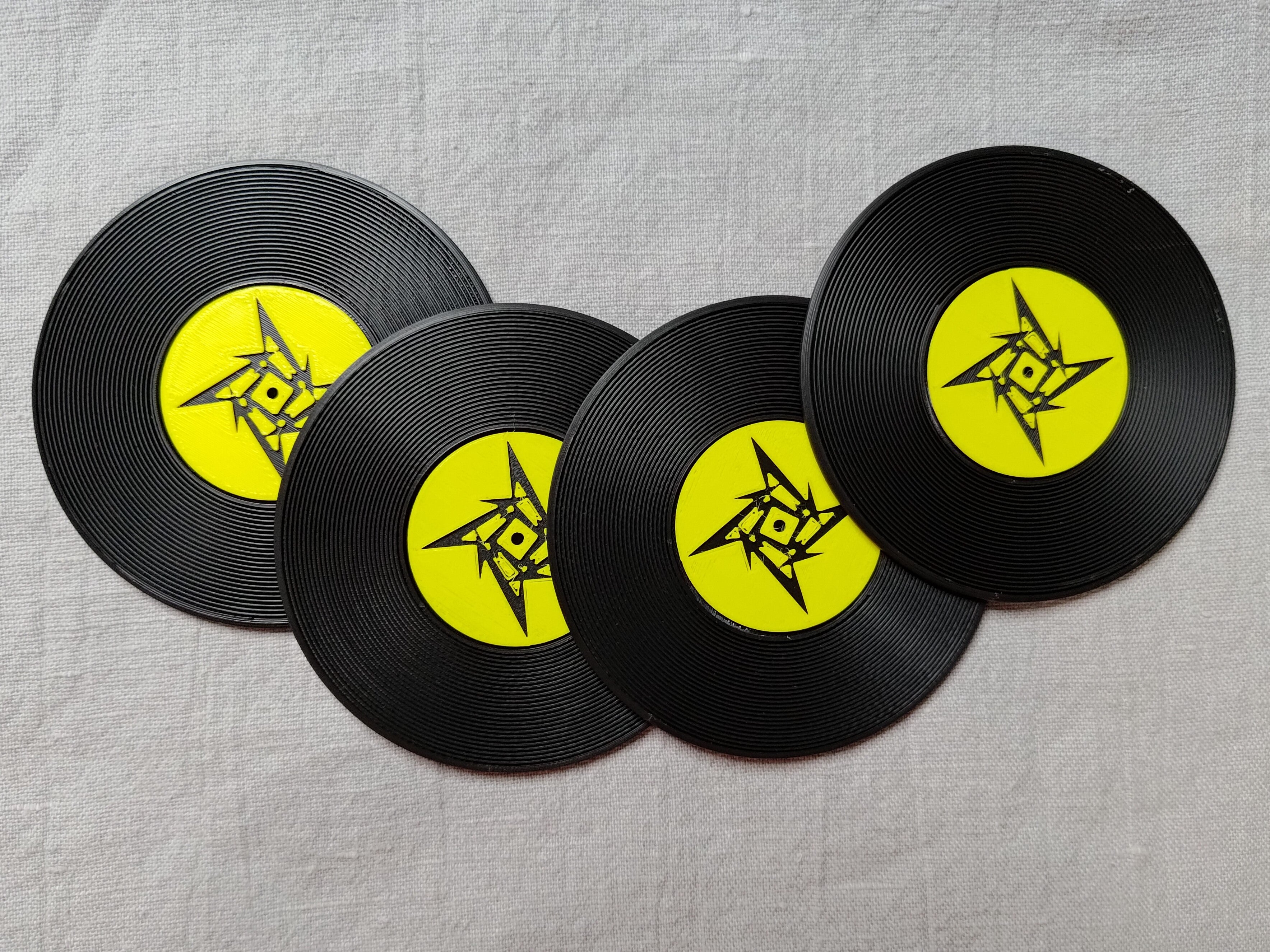 Record Coaster inspired by Metallica - Fillywinkel