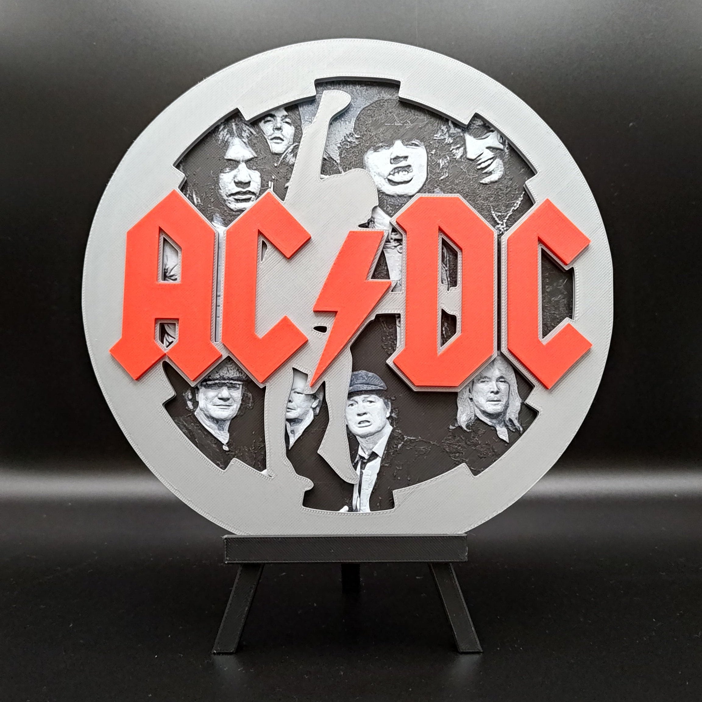 Display Plate inspired by ACDC - Fillywinkel
