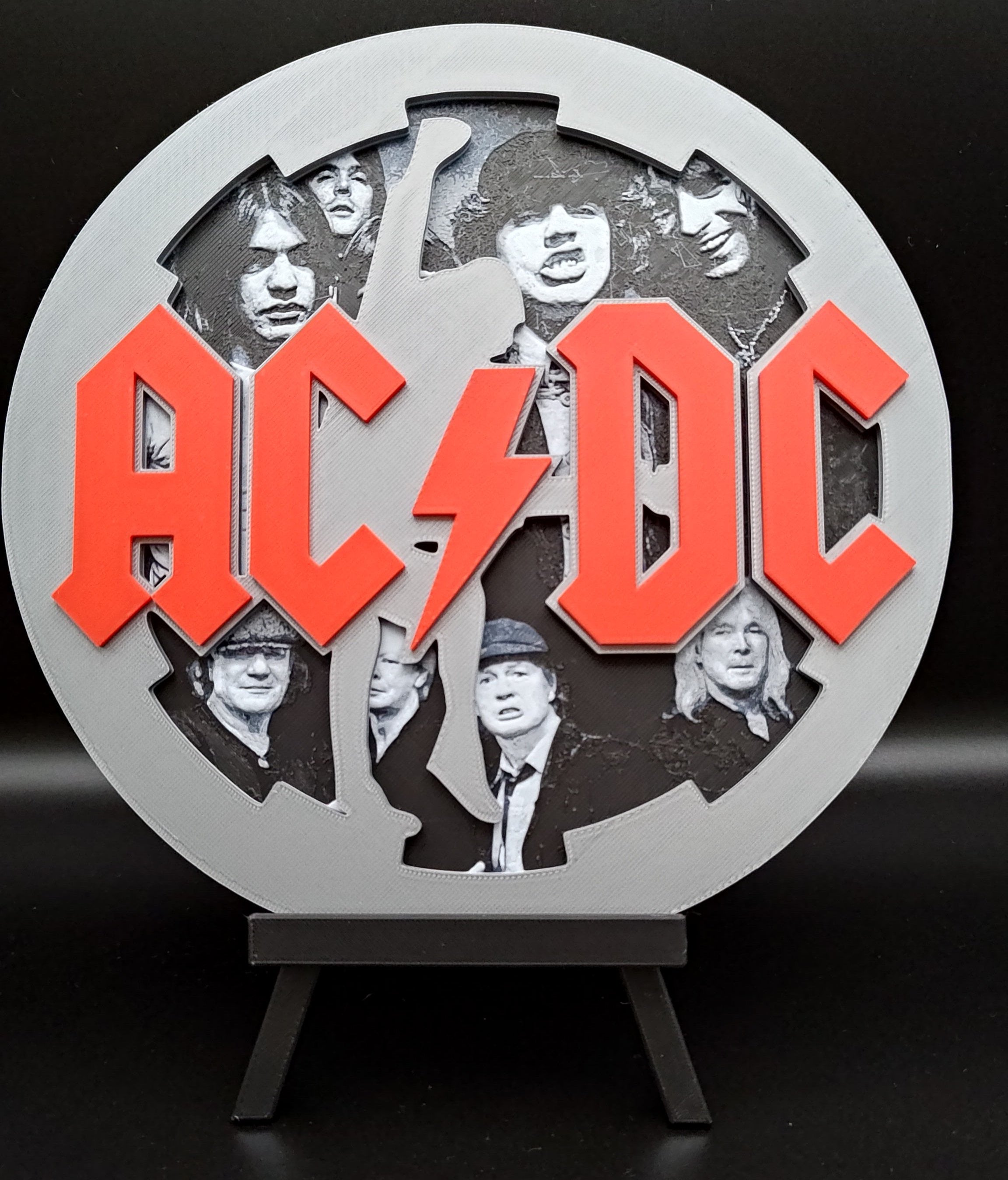 Display Plate inspired by ACDC - Fillywinkel