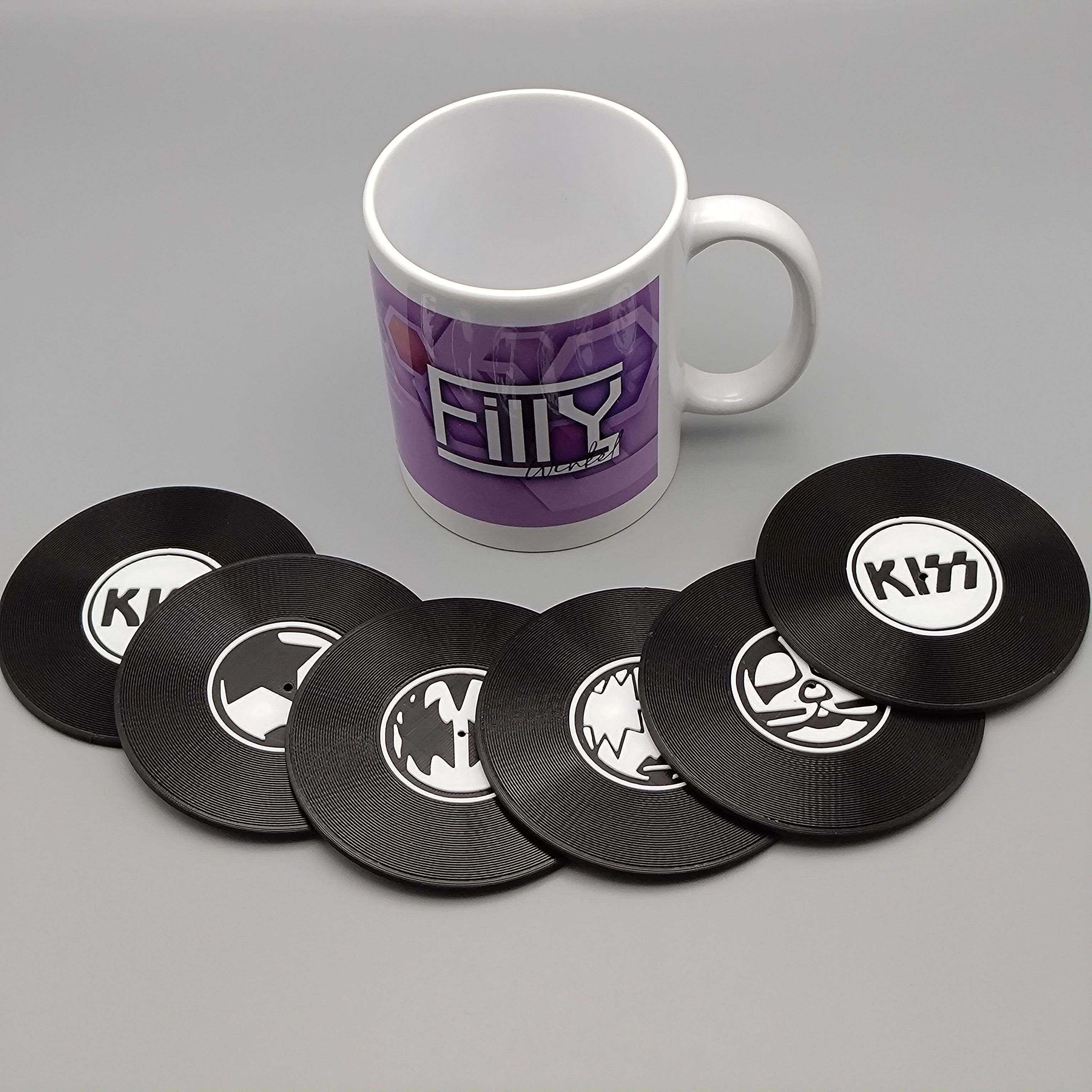 Record Coaster inspired by Kiss - Fillywinkel