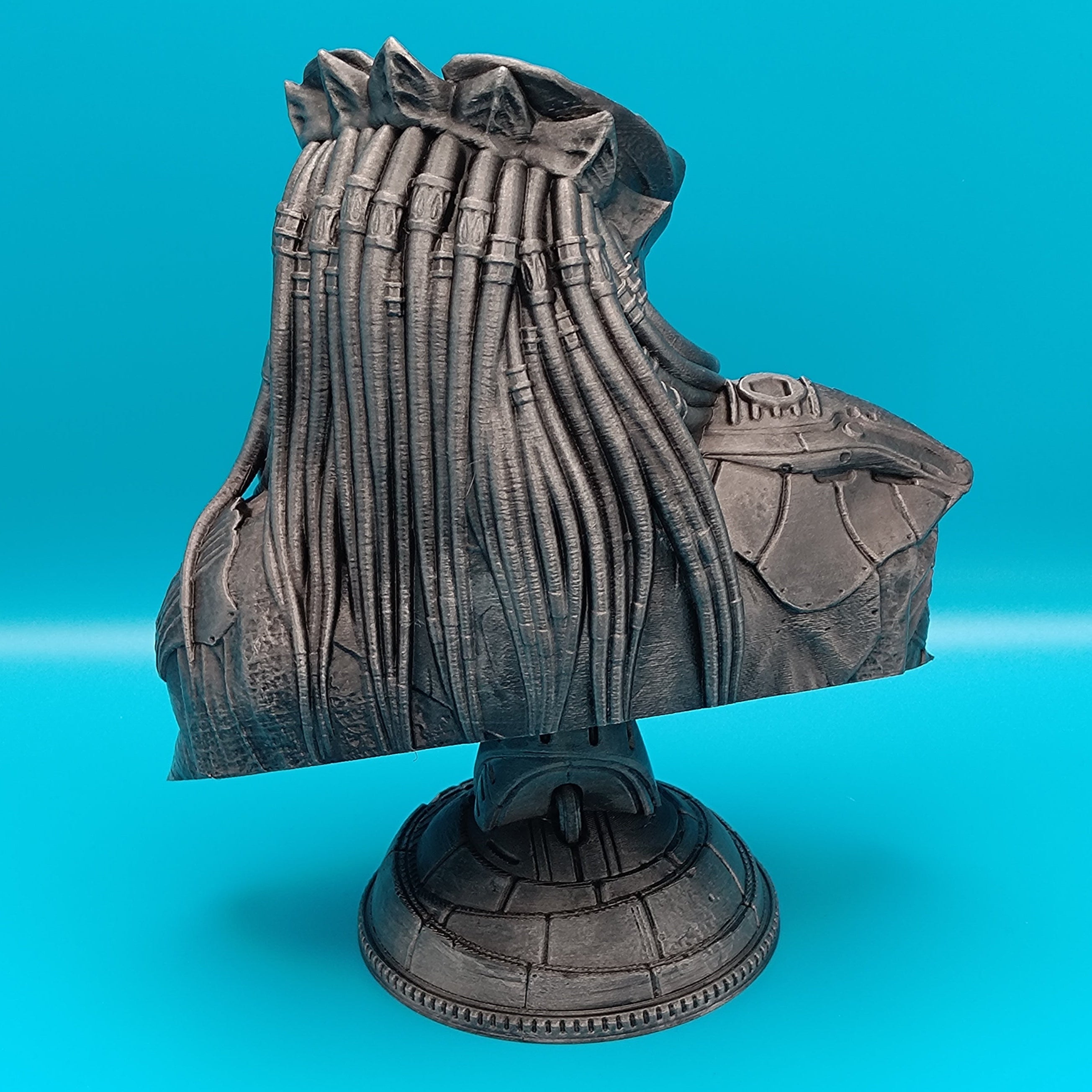 Bust inspired by The Predator - Fillywinkel