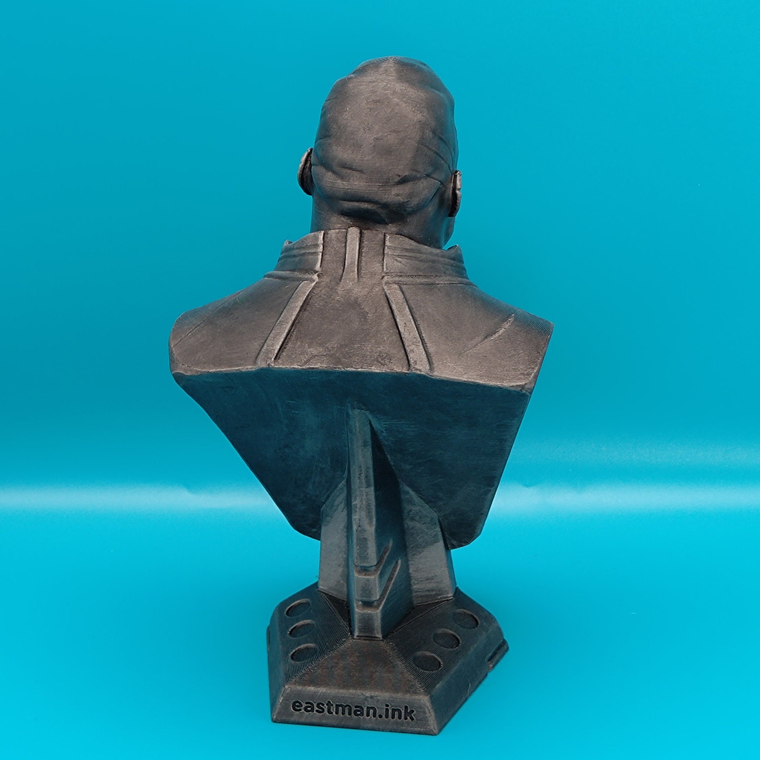 Bust inspired by Thanos - Fillywinkel