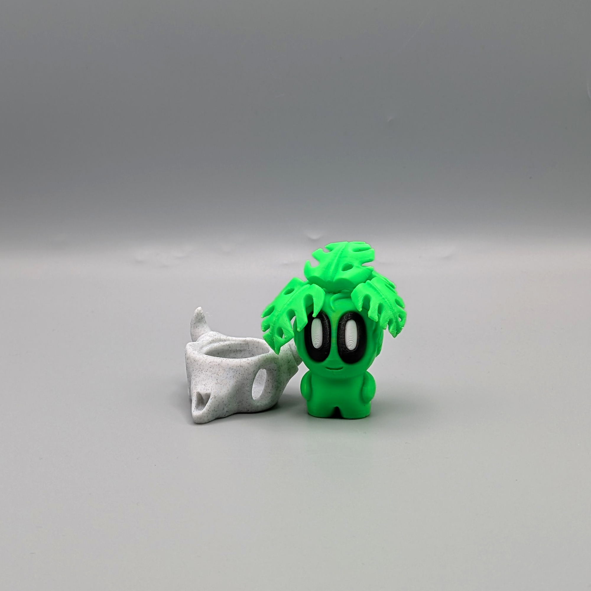 Monstera desk buddy small desk decoration