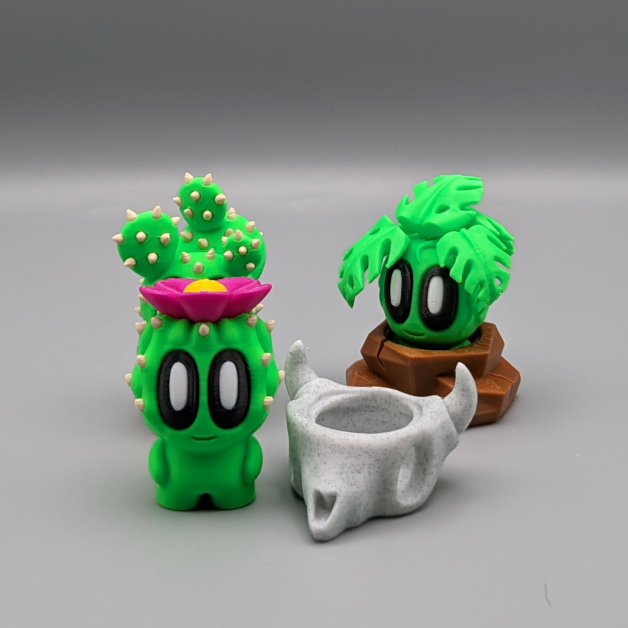 Three Desk Buddy plants small desk decoration